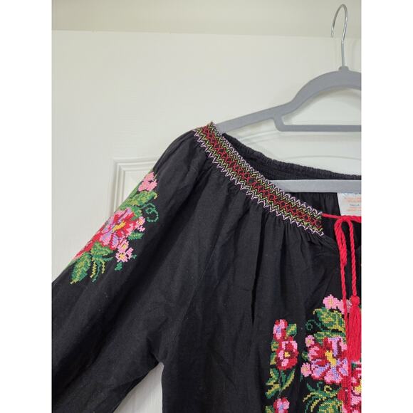 Royal Moda Black Cross-Stitch Floral Embroidered Boho Peasant Blouse, Size Large - Picture 3 of 11